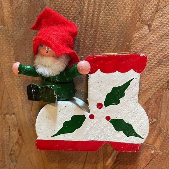 Vtg painted wooden elf on a Christmas boot candle holder - Picture 2 of 7